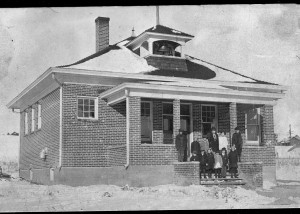 Noe__Girtha_Monk_Larkspur_School_Brick_Befor_1st_Addition_5x7_002